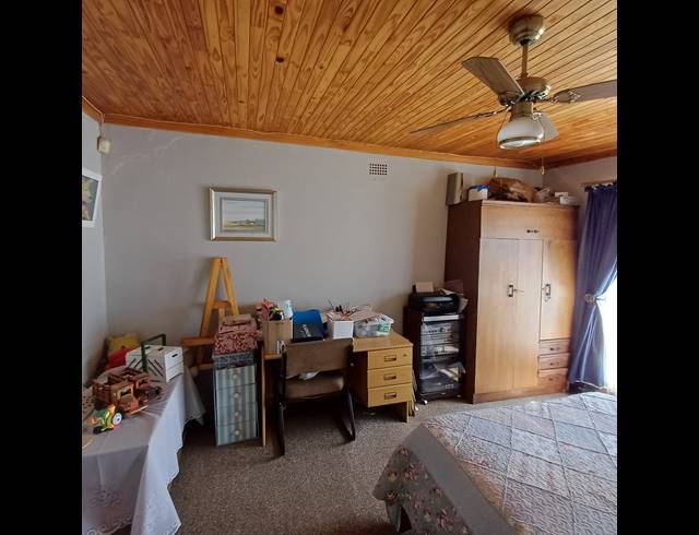 3 BEDROOM HOUSE FOR SALE IN BUYSCELIA